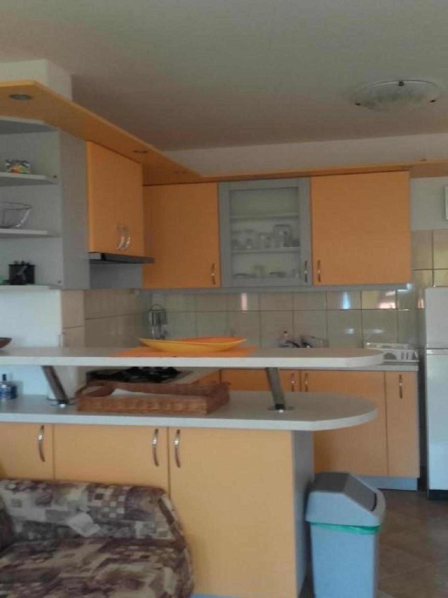Apartments Smilje I Maslina Gornji Karin Rum bild